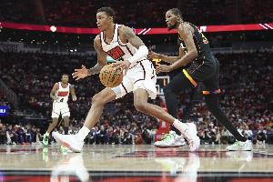 火箭本赛季面对太阳3胜0负 轻松完成横扫